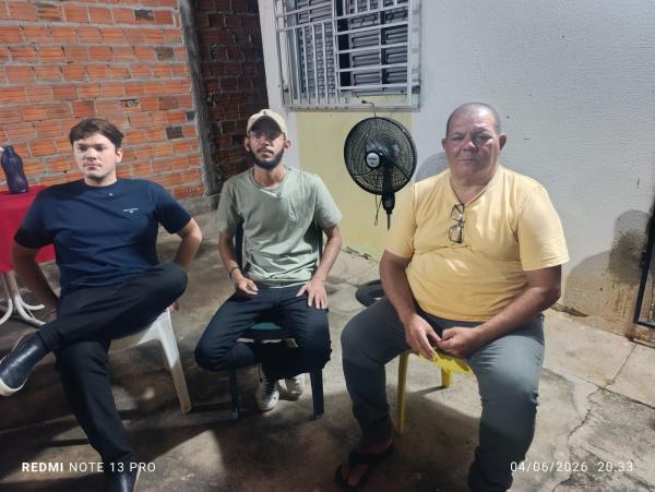 Moradores iniciam processo de cria&ccedil;&atilde;o de associa&ccedil;&atilde;o no Conjunto Filadelfo Freire, em Floriano(Imagem:FlorianoNews)