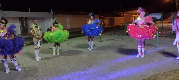 Caravana ?Arraiá da Princesa? se apresentou na noite desta sexta (30) em bairros de Floriano(Imagem:FlorianoNews)