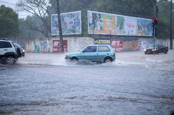 Inmet emite alerta de chuvas para Teresina e mais 50 cidades no Piauí.(Imagem:Arquivo|Cidadeverde.com)