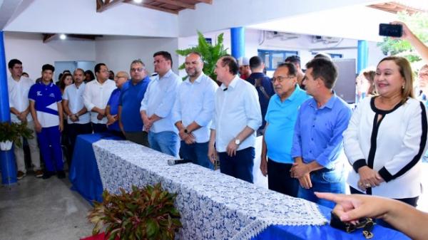 Vereadores acompanham entrega de reforma e ampliação de duas importantes escolas municipais(Imagem:CMF)