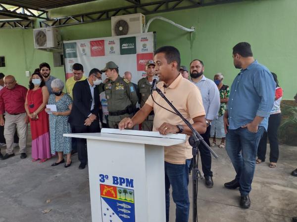 Deputado Francisco Costa participa da entrega de obras em Floriano(Imagem:FlorianoNews)