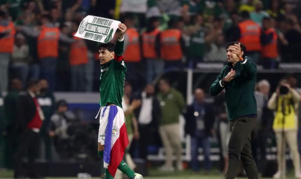 Verdão vence por 4 a 0 com gols de Sosa, Fuchs e Veiga (dois).(Imagem:REUTERS/JEAN CARNIEL/DIREITOS RESERVADOS)