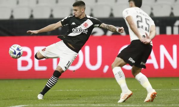 Vasco e Corinthians jogam para se afastar da zona do rebaixamento.(Imagem:Daniel Ramalho/Vasco/Direitos Reservados)