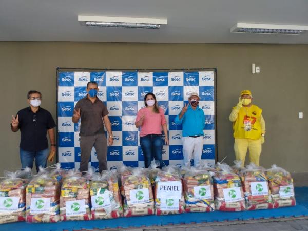 Sesc Floriano distribui alimentos para instituições sociais através do Programa Mesa Brasil.(Imagem:FlorianoNews)