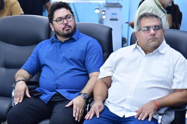 Vereadores cobram melhorias em reunião com Águas do Piauí na Câmara Municipal.(Imagem:CMF)