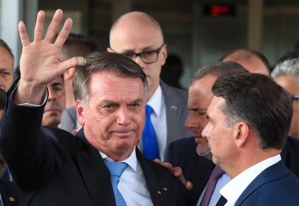 Jair Bolsonaro é alvo de operação da PF e usará tornozeleira eletrônica(Imagem:Reprodução)