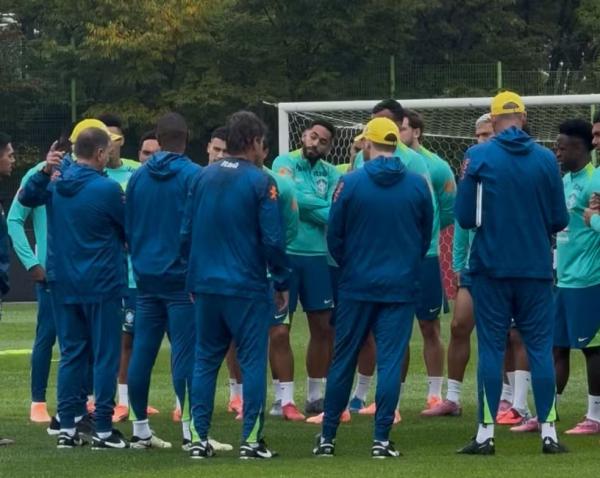 Seleção Brasileira treinando em Seul.(Imagem:Cahê Mota)