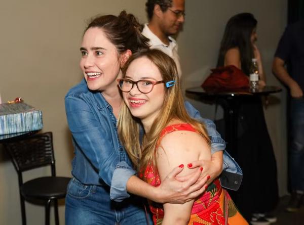 Fernanda Vasconcellos e Joana Morcazel se reencontram quase 20 anos depois.(Imagem:Clayton Felizardo/BrazilNews)