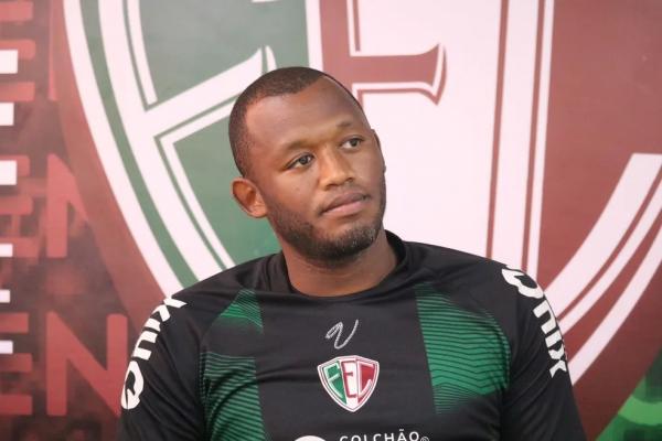 Jeferson, goleiro do Fluminense-PI.(Imagem:Júlio Costa / ge)