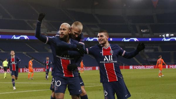 Neymar fez o primeiro gol do PSG sobre o Istanbul Basaksehir.(Imagem:Reprodução / Twitter)