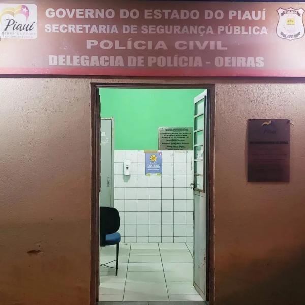Homem é preso em flagrante após matar vizinha com tiro de espingarda em Ipiranga do Piauí(Imagem:Reprodução)