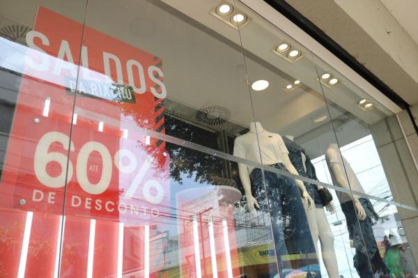 Grupos de WhatsApp e sites falsos: delegado alerta para golpes na Black Friday(Imagem:Divulgação/Ascom)