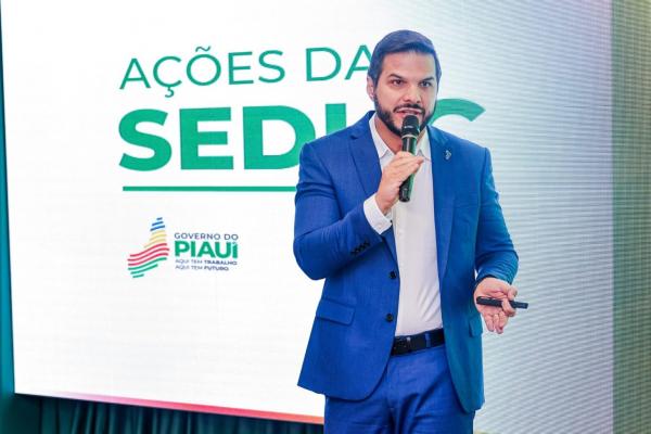 Washington Bandeira, secretário de Estado da Educação.(Imagem:Gabriel Paulino)