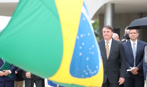 Solenidade foi na área externa do Palácio do Planalto.(Imagem:Marcos Corrêa/PR)