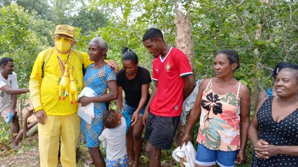 Projeto Amarelinho leva doa&ccedil;&otilde;es e solidariedade a fam&iacute;lias da zona rural de Floriano.(Imagem:FlorianoNews)