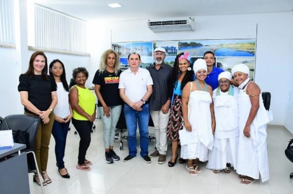 Prefeito de Floriano se reúne com movimentos negros para discutir participação na Marcha das Mulheres Negras em Brasília.(Imagem:Reprodução/Instagram)