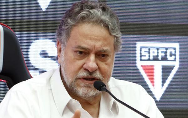 Julio Casares sofre impeachment e &eacute; afastado da presid&ecirc;ncia do S&atilde;o Paulo(Imagem:Rubens Chiri / S&atilde;o Paulo FC)