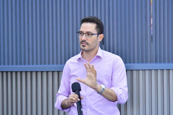Vereador Felipe Vieira se reúne com Águas do Piauí para tratar sobre abastecimento de água em Floriano(Imagem:Ascom)