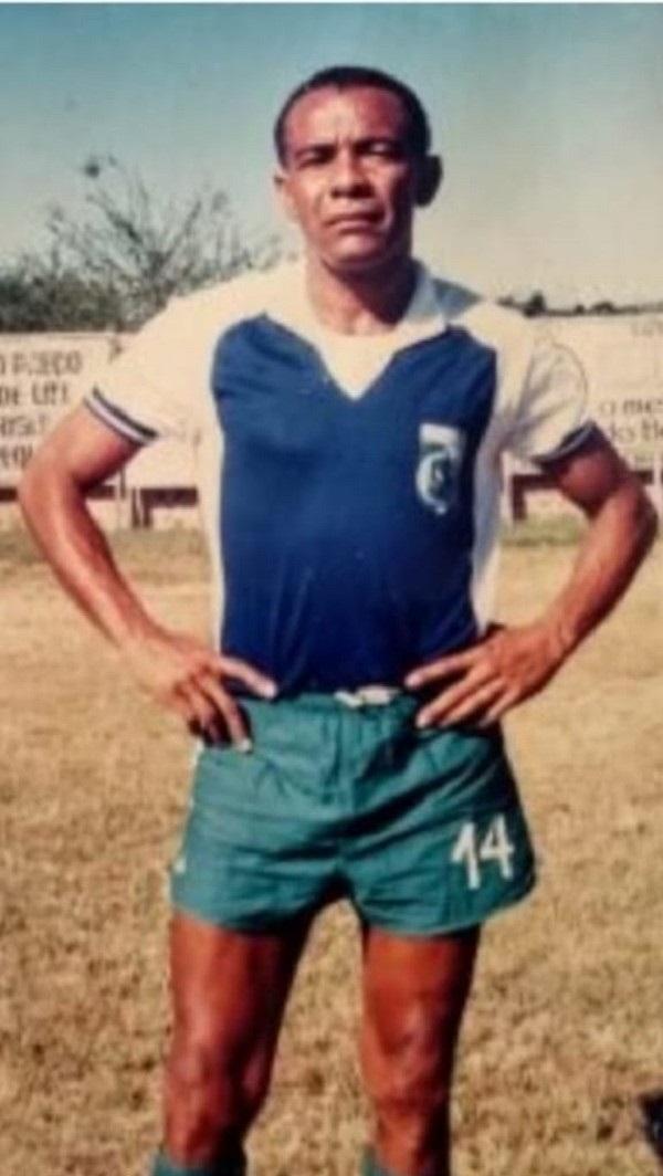  o ex-jogador Pedro de Alcântara Pereira, carinhosamente conhecido como Soleta.(Imagem:Arquivo pessoal)