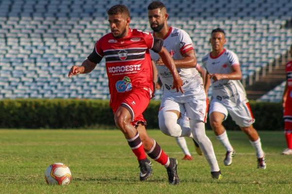 Flávio Araújo quer o River aguerrido diante do Santos do Amapá(Imagem:Reprodução)