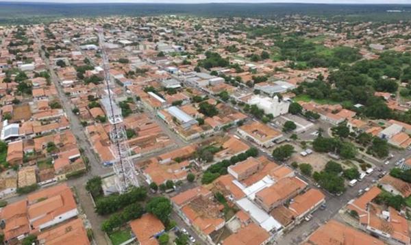 Prefeitura de Valença do Piauí divulga edital de concurso público com 155 vagas.(Imagem:Reprodução)