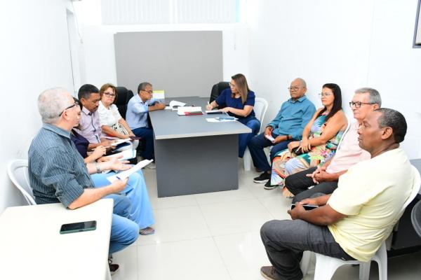 Comissão Organizadora se reúne para ajustes finais da Conferência Municipal da Cidade em Floriano.(Imagem:Divulgação)