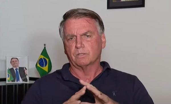 Perícia em pen drive apreendido em banheiro de Bolsonaro é concluída; conteúdo é irrelevante, avalia(Imagem:Reprodução)