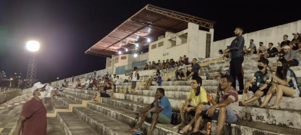 Cori-sabbá encerra amistoso no Estádio Tiberão(Imagem:FlorianoNews)