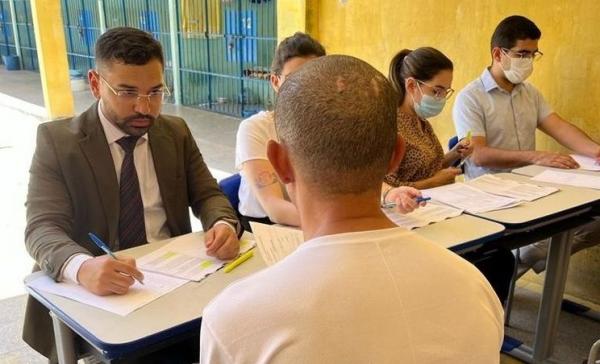 Mutirão leva assistência à saúde, social e jurídica aos internos da Penitenciária de Bom Jesus(Imagem: Divulgação)