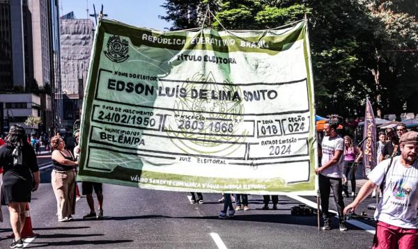 Dados do documento são de Edson Luís, estudante morto na ditadura.(Imagem:Fernando Cavalcanti)