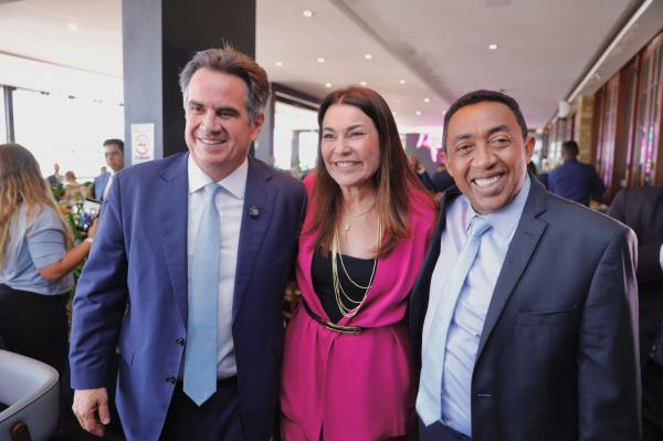 Ciro Nogueira reúne mais de 500 pessoas, sendo cerca de 150 prefeitos piauienses, em Brasília(Imagem:Ascom)