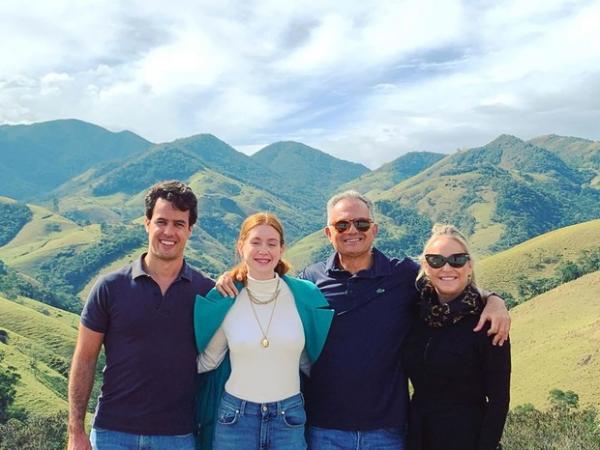 Alexandre Negrão, Marina Ruy Barbosa, Paulo e Gioconda.(Imagem:Reprodução/Instagram)