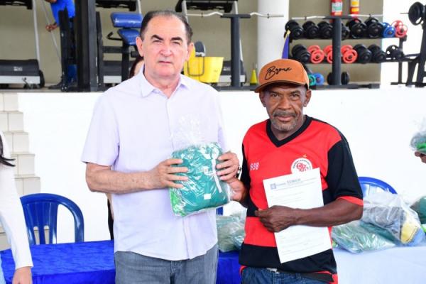 Meio Ambiente: Prefeitura de Floriano realiza ação social para catadores de recicláveis(Imagem:Secom)