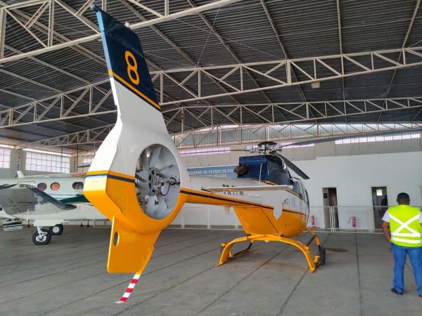 Helicóptero doado pela PRF para Secretaria de Segurança chega ao Piauí.(Imagem: Divulgação)