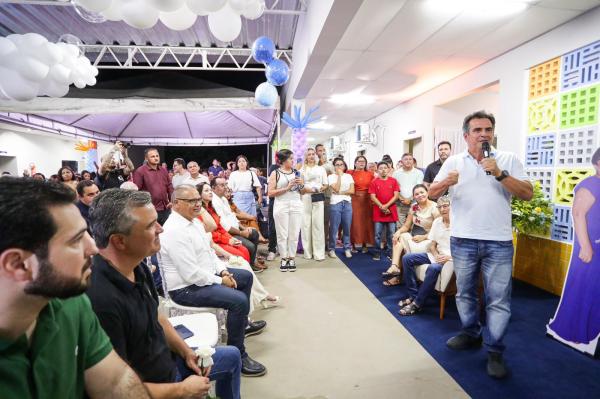  Ciro visita obras de escola em Barro Duro, que conta com investimentos de R$ 11 milh&otilde;es(Imagem:Ascom)