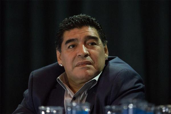 A morte de Diego Armando Maradona nesta quarta-feira (25) também comoveu políticos do mundo inteiro. O ex-jogador de futebol argentino foi vítima de uma parada cardiorrespiratória(Imagem:Reprodução)