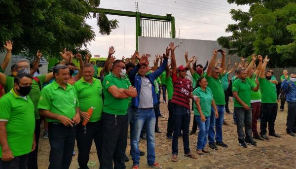 Prefeitura de Teresina recua e decide não pagar tickets para motoristas e cobradores de ônibus(Imagem:Divulgação)