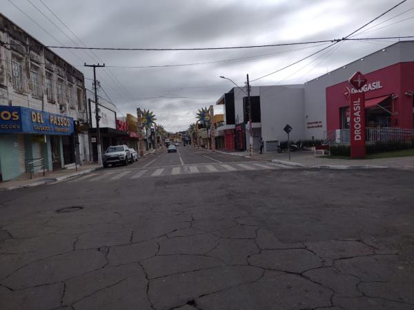 Avenida Getúlio Vargas, Centro de Floriano.(Imagem:FlorianoNews/Arquivo)