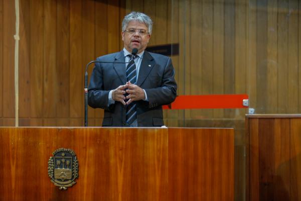 Deputado estadual Gustavo Neiva (PSB)(Imagem:Alepi)