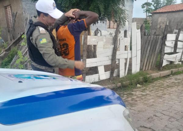 Grupamento de Tr&acirc;nsito do 3&ordm; BPM intensifica fiscaliza&ccedil;&atilde;o e realiza testes de etil&ocirc;metro em Floriano(Imagem:Divulga&ccedil;&atilde;o/PM)