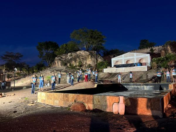  Atores intensificam ensaios no Teatro Cidade Cenográfica para 29ª Paixão de Cristo de Floriano(Imagem:Divulgação)