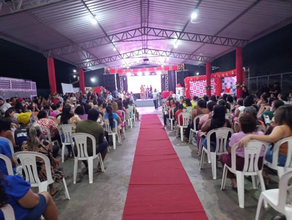 Prefeitura de Barão de Grajaú realiza emocionante Festa das Mães no Clube Guarani(Imagem:FlorianoNews)