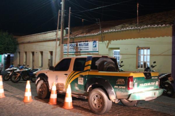 Polícia Militar de São Miguel do Tapuio(Imagem:Ellyo Teixeira)