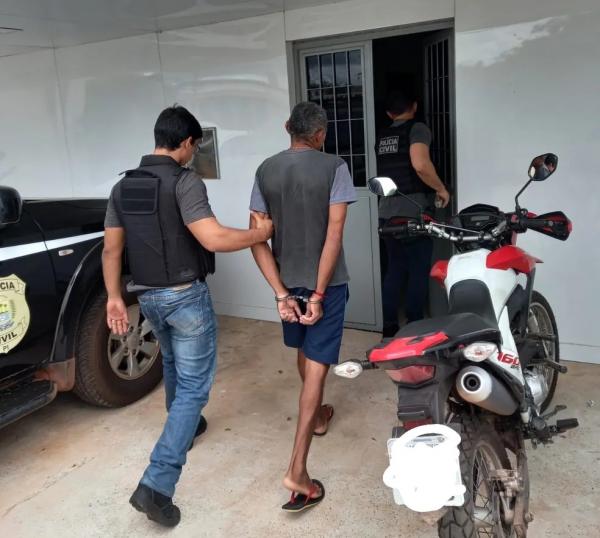 Homem de 43 anos é preso suspeito de estuprar vizinha com deficiência em José de Freitas, Piauí.(Imagem:Reprodução)