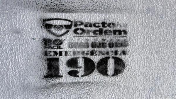 As equipes iniciaram os trabalhos pela área central da cidade, onde foram identificados diversos muros e paredes marcados por grupos criminosos.(Imagem:Divulgação)