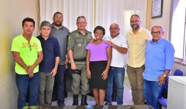 Vereadores de Floriano se unem ao novo comandante do 3º BPM para fortalecer a segurança pública.(Imagem:Reprodução/Instagram)