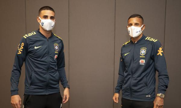 Thiago Galhardo e Guilherme Arana se apresentam à seleção brasileira.(Imagem:Lucas Figueiredo/CBF)