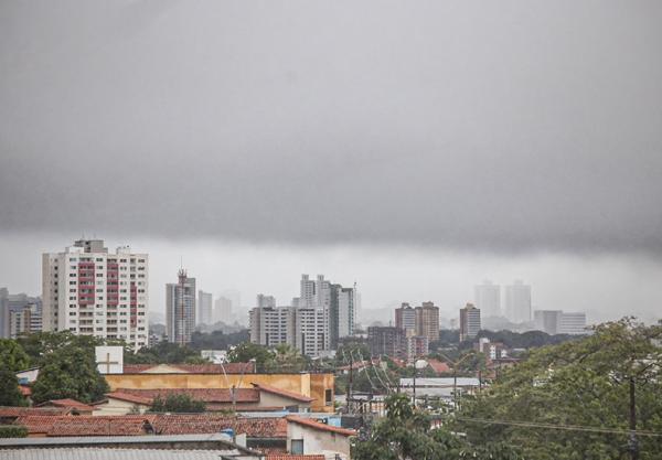 Inmet emite alerta laranja para chuva intensa em 200 municípios do Piauí; veja previsão.(Imagem:Renato Andrade/Cidadeverde.com)