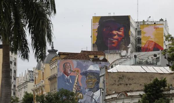 Novo mural em homenagem a Milton Nascimento, pintado pela artista visual Gugie Cavalcanti, &eacute; inaugurado na Lapa.(Imagem:Fernando Fraz&atilde;o/Ag&ecirc;ncia Brasil)