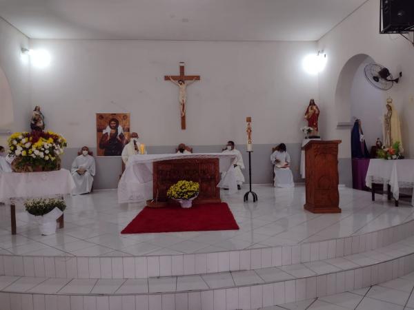 Fiéis participam da benção dos pães de Santo Antônio, em Barão de Grajaú(Imagem:FlorianoNews)